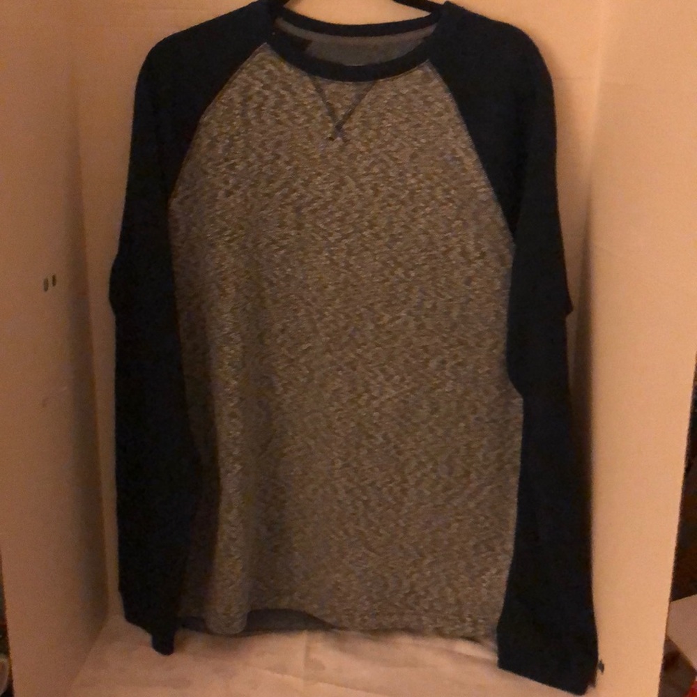Levi’s fleece men’s pullover NWT Large
